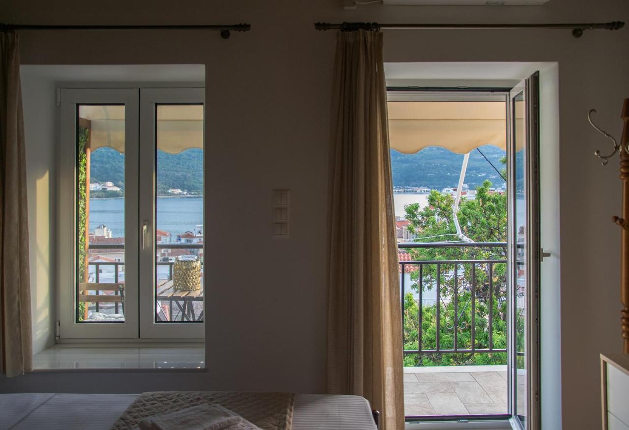 شقة Stonehouse With Wonderful Seaview ساموس المظهر الخارجي الصورة